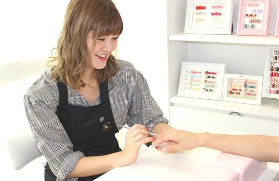 東川口でネイルサロンをお探しなら　安い料金で丁寧に行います｜arp hills